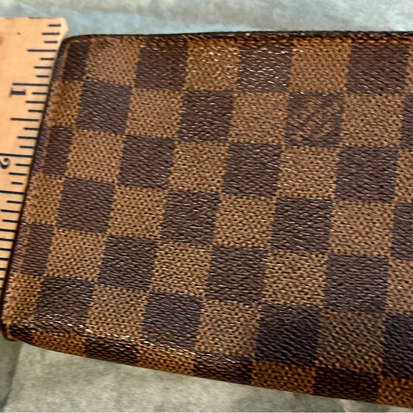 Louis Vuitton Damier Ebene wristlet Pouch - Picture 12 of 16